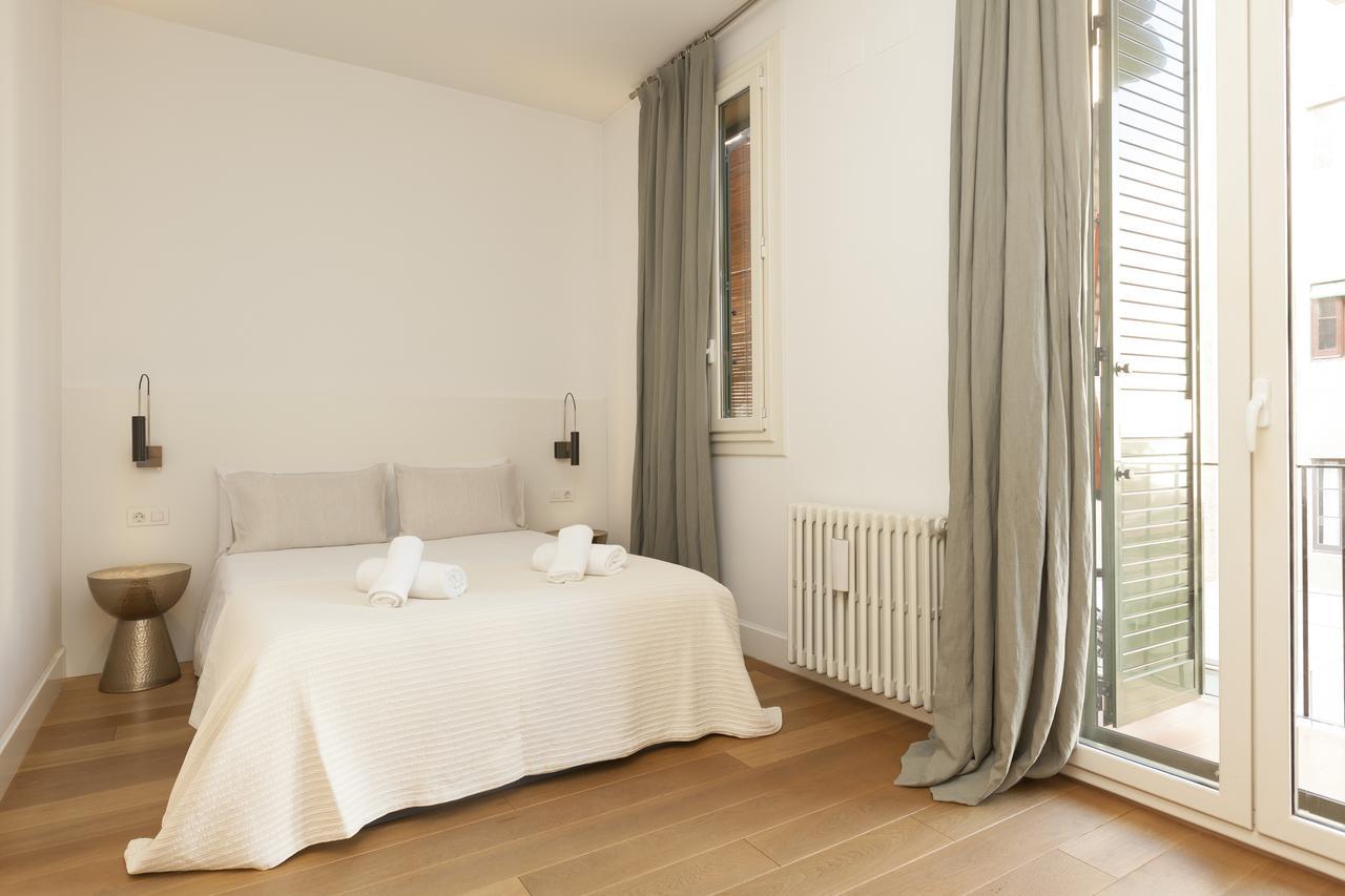 Апартаменты Click&Flat Luxury Sant Joan Барселона Экстерьер фото