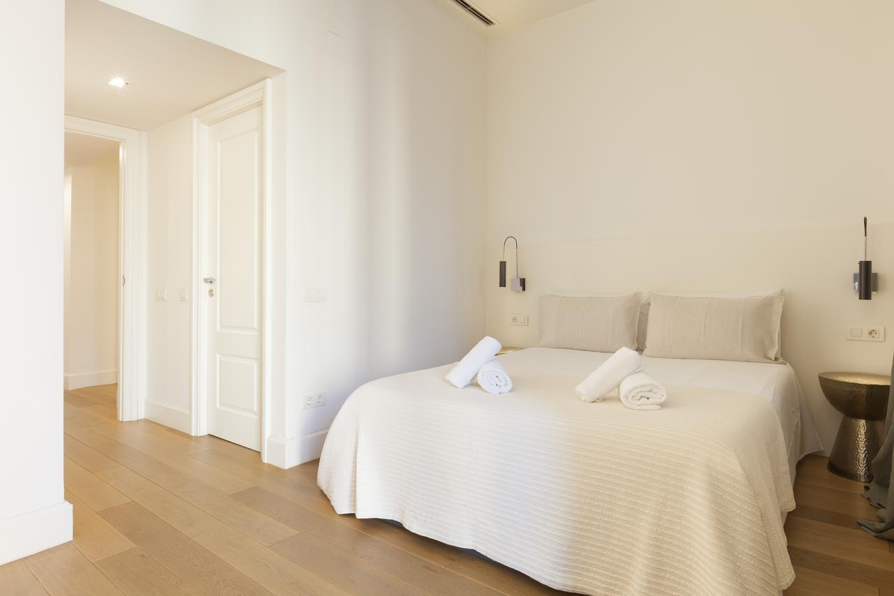 Апартаменты Click&Flat Luxury Sant Joan Барселона Экстерьер фото